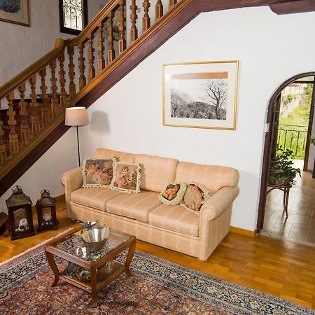 Historic Villa Delphi Ngoại thất bức ảnh